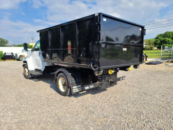 Used 2006 GMC 5500 W/ SWITCH N GO TRUCK