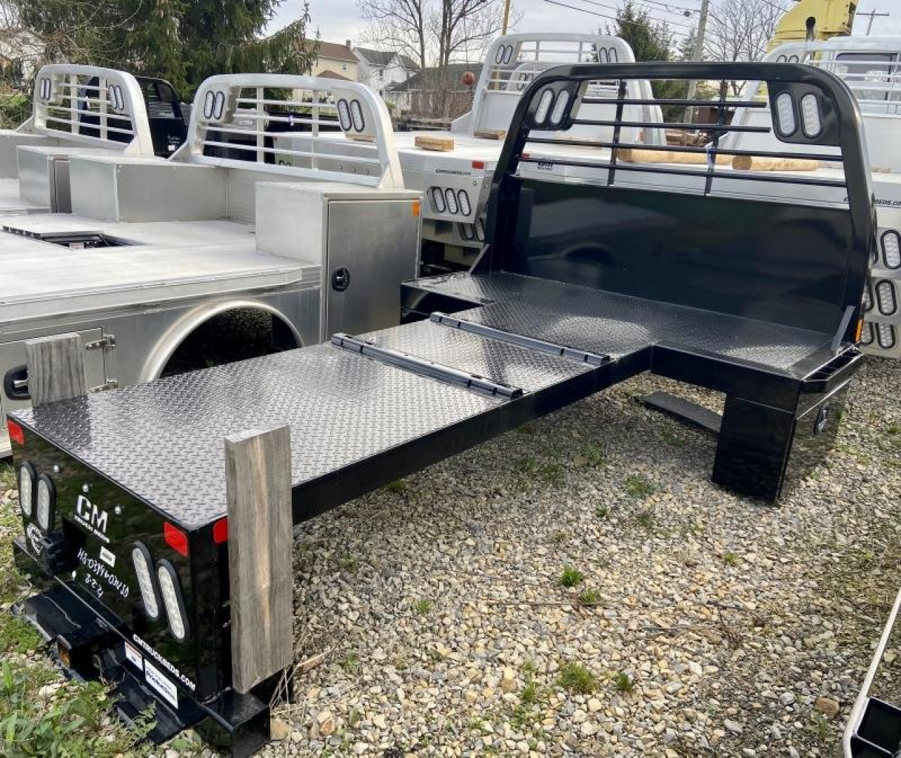 New CM Truck Beds HS- HOTSHOT FLAT BED 60" CA