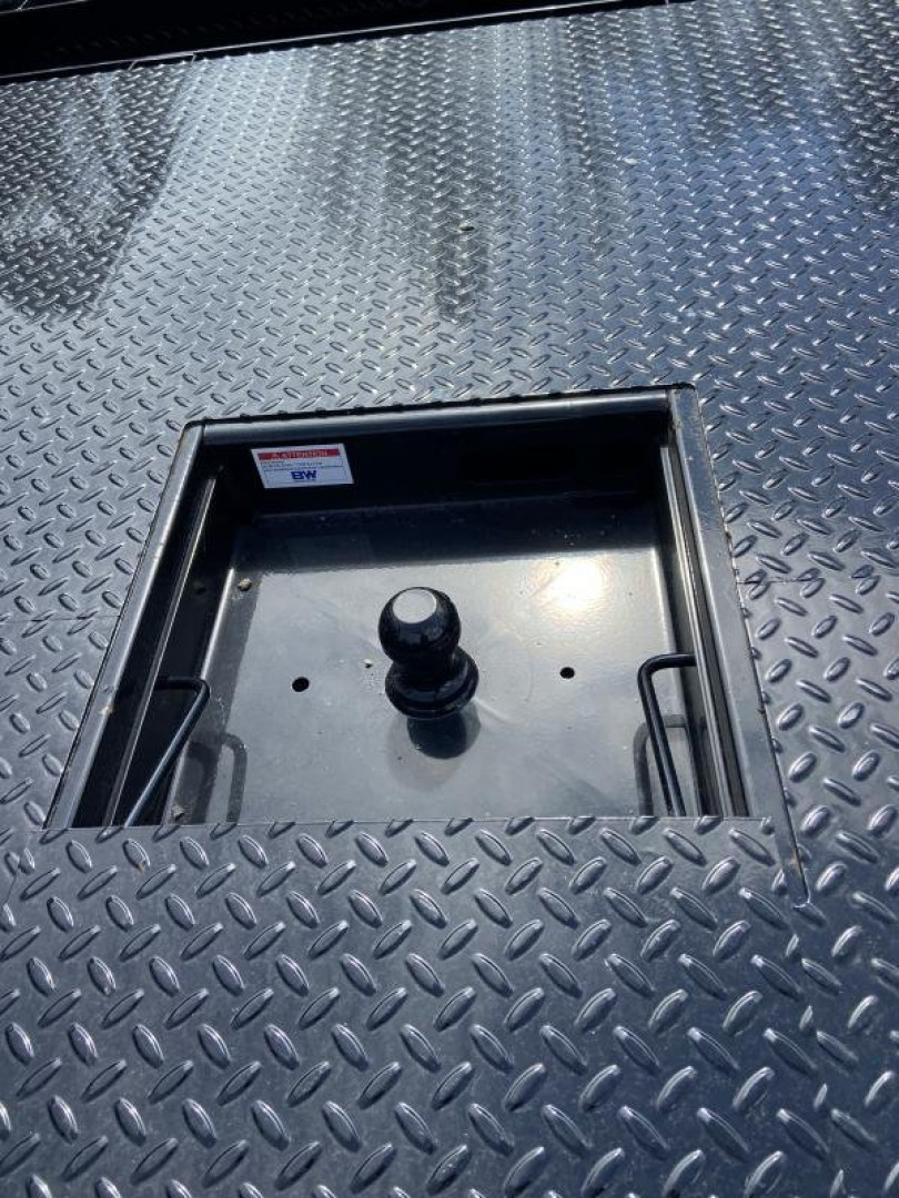 New CM RD STEEL FLATBED FORD 8' SRW PICKUP REPLACEMENT