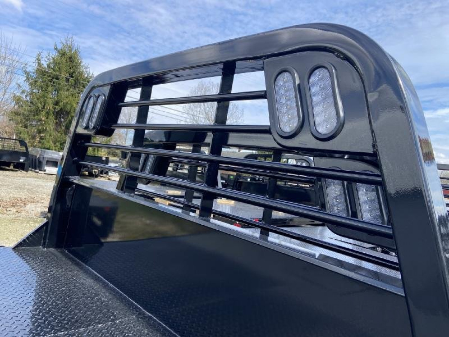 New CM RD STEEL FLATBED CHEVY/DODGE 8' SRW REPLACEMENT