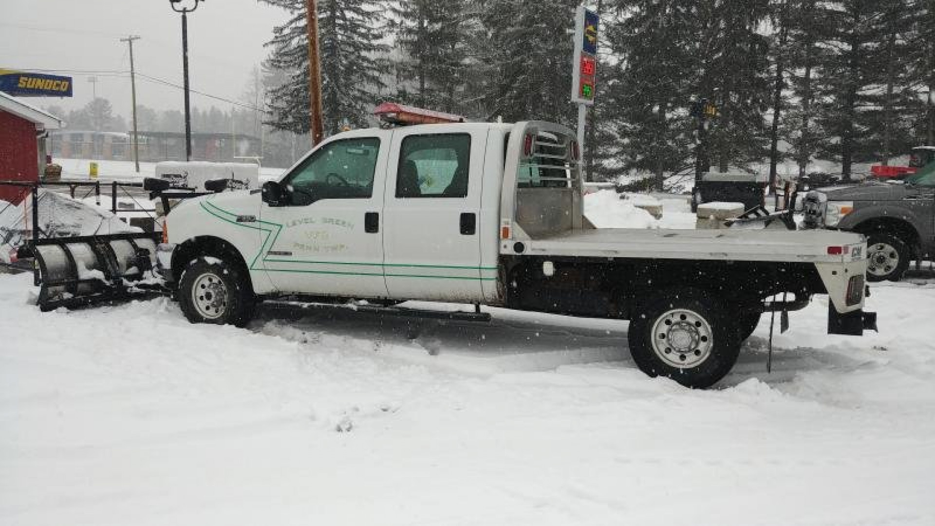 New CM RD Aluminum Flatbed CHEVY/DODGE Single Rear Wheel 8' Pickup Replacement