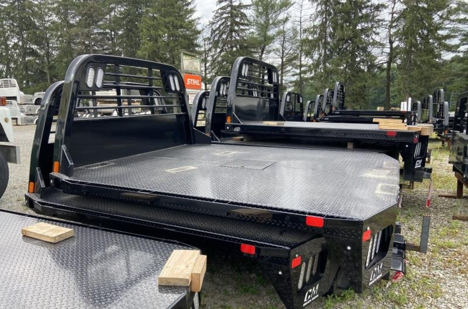 New CM RD Steel Flatbed Ford Dual Rear Wheel 8' Pickup Replacement