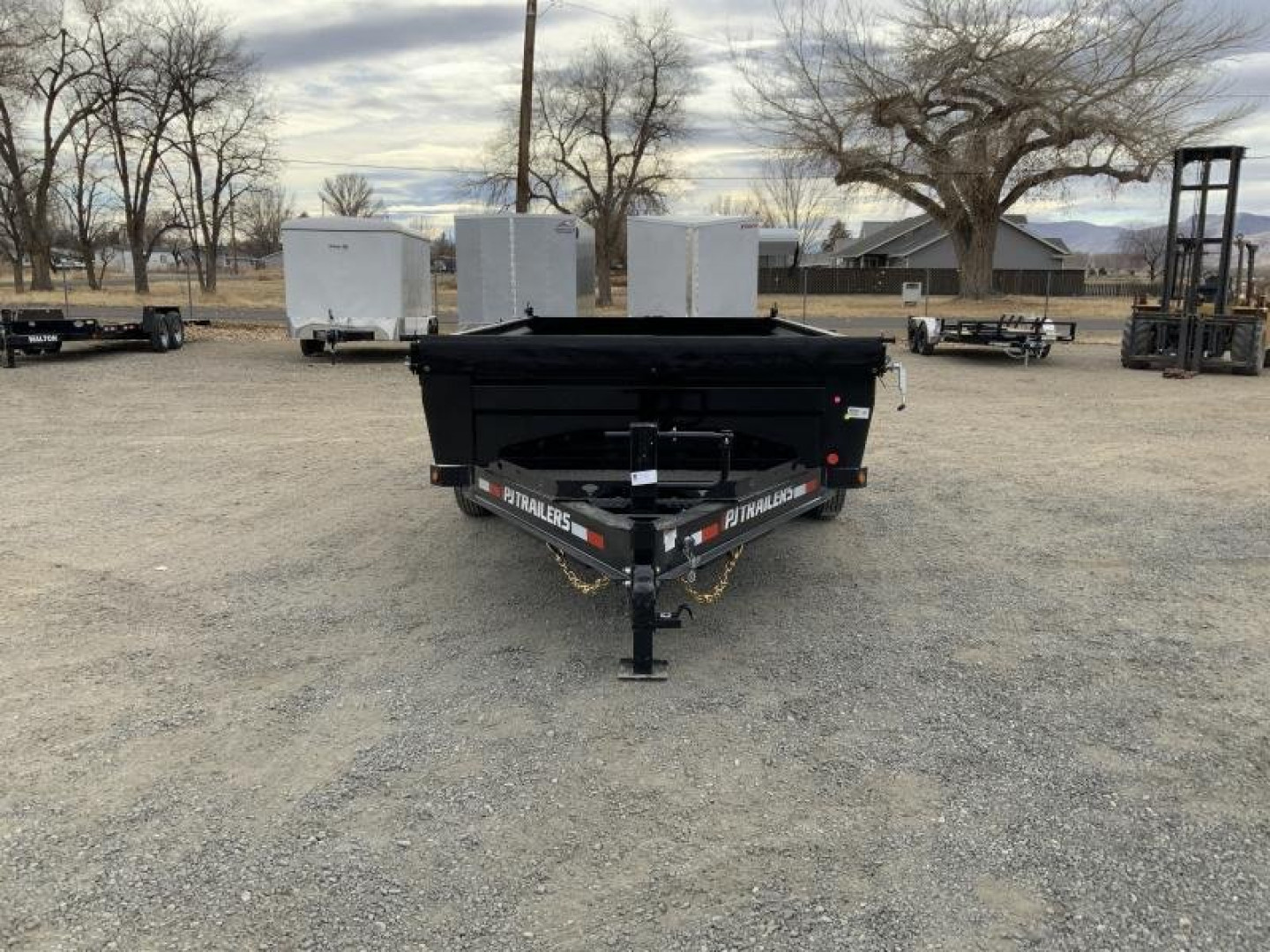 New 2025 PJ 14' Low Pro Dump (DL)