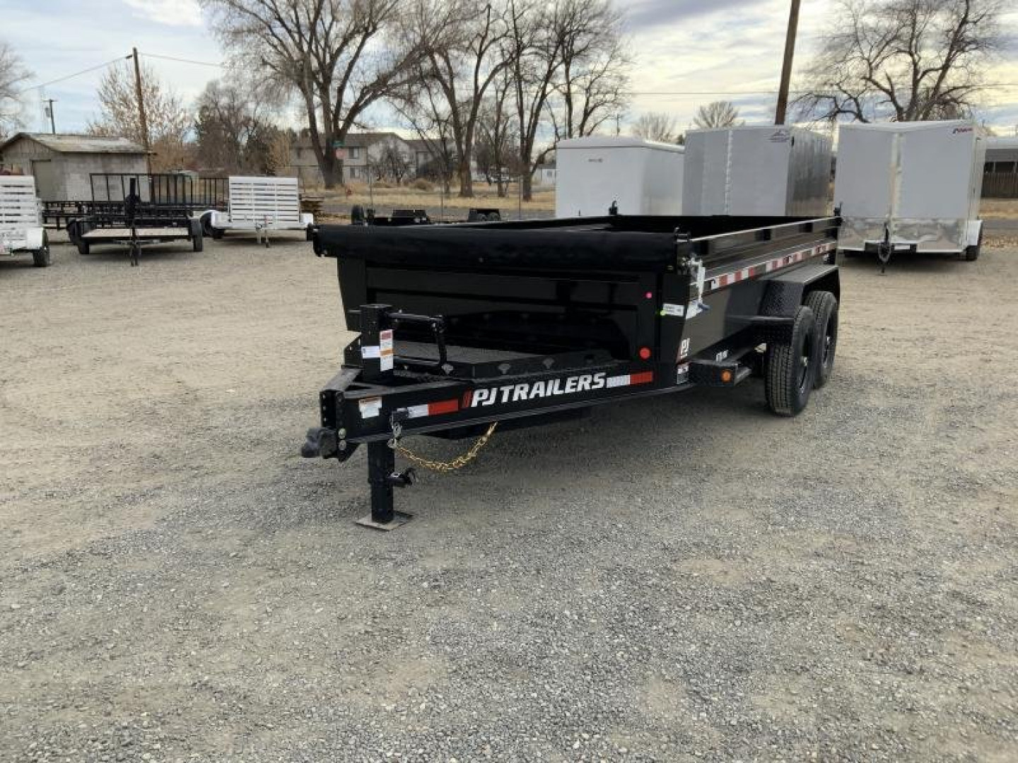 New 2025 PJ 14' Low Pro Dump (DL)