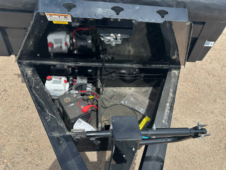 New 2025 PJ 14' Low Pro Dump (DL)