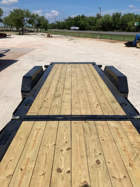 New 2026 Load Trail GG 83" X 24' Tilt-N-Go Gooseneck Tandem Axle Tilt Deck I-Beam Frame