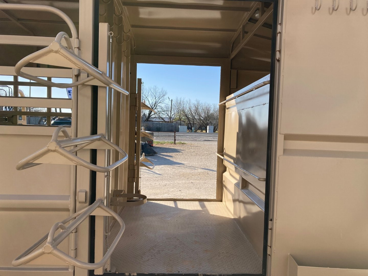 New 2024 Big Bend GN 24' X 6'8" Stock Trailer With Deluxe Tack/Butterfly Gate