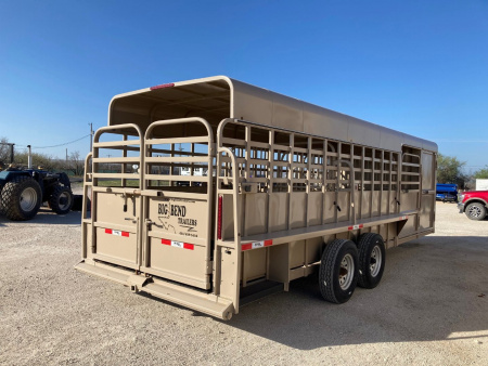 New 2024 Big Bend GN 24' X 6'8" Stock Trailer With Deluxe Tack/Butterfly Gate