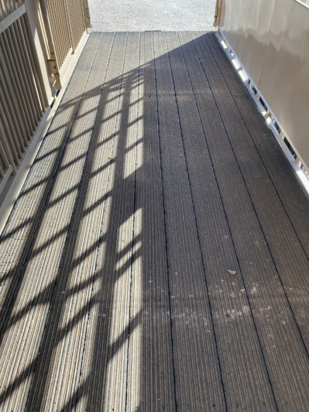 New 2024 Big Bend GN 24' X 6'8" Stock Trailer With Deluxe Tack/Butterfly Gate