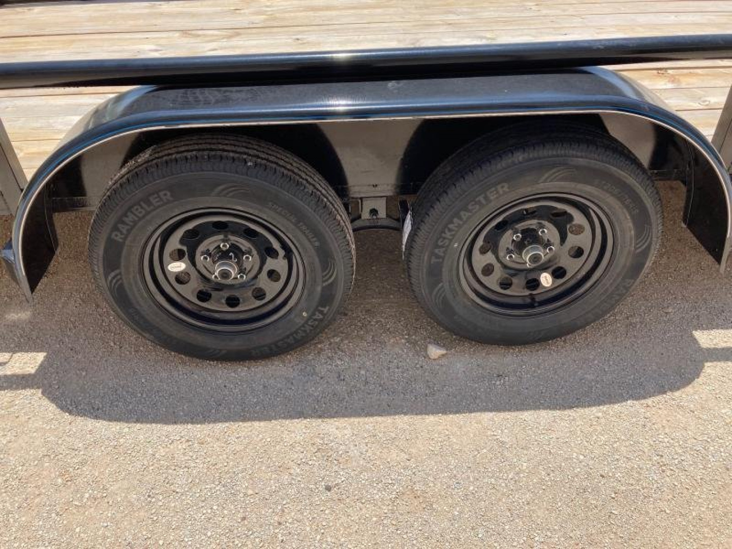 New 2025 Top Hat MP 16*83 Utility Trailer W/Gate