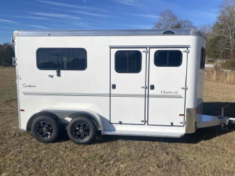 New Sundowner Trailers CHARTER  TR SE 2H BP Horse Trailer