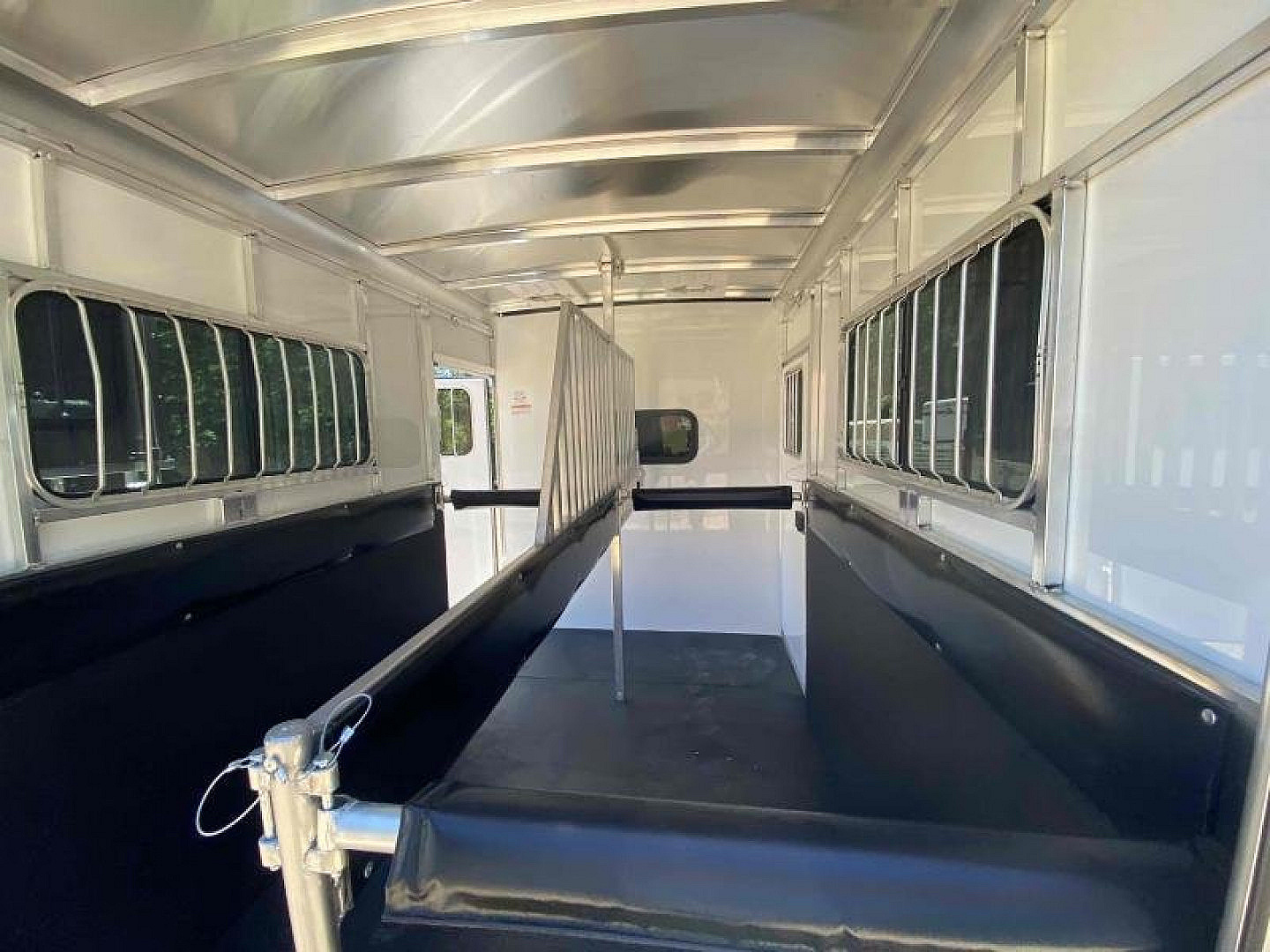 New 2026 Sundowner Trailers CHARTER TR SE 2H BP Horse Trailer