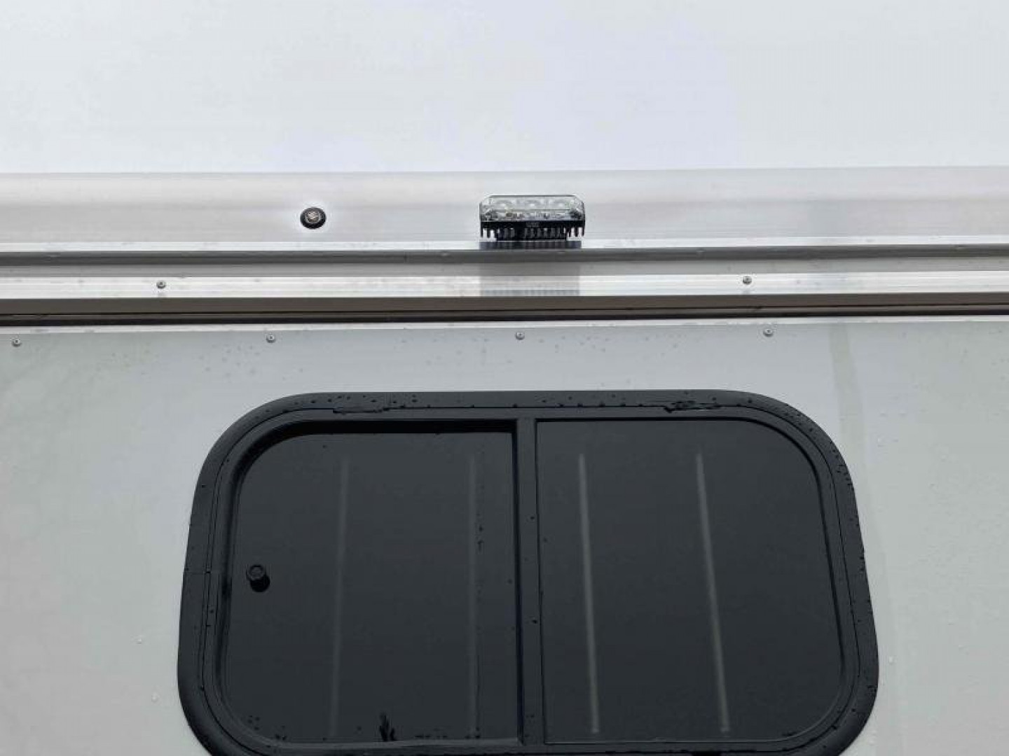 New Sundowner Charter TR SE 2+1 Gooseneck Horse Trailer