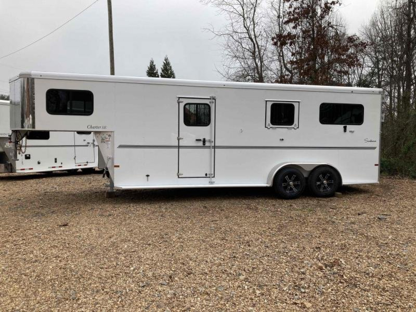 New Sundowner Charter TR SE 2+1 Gooseneck Horse Trailer