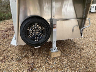 New Sundowner Charter TR SE 2+1 Gooseneck Horse Trailer