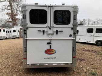 New Sundowner Charter TR SE 2+1 Gooseneck Horse Trailer