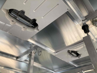 New Sundowner Charter TR SE 2+1 Gooseneck Horse Trailer