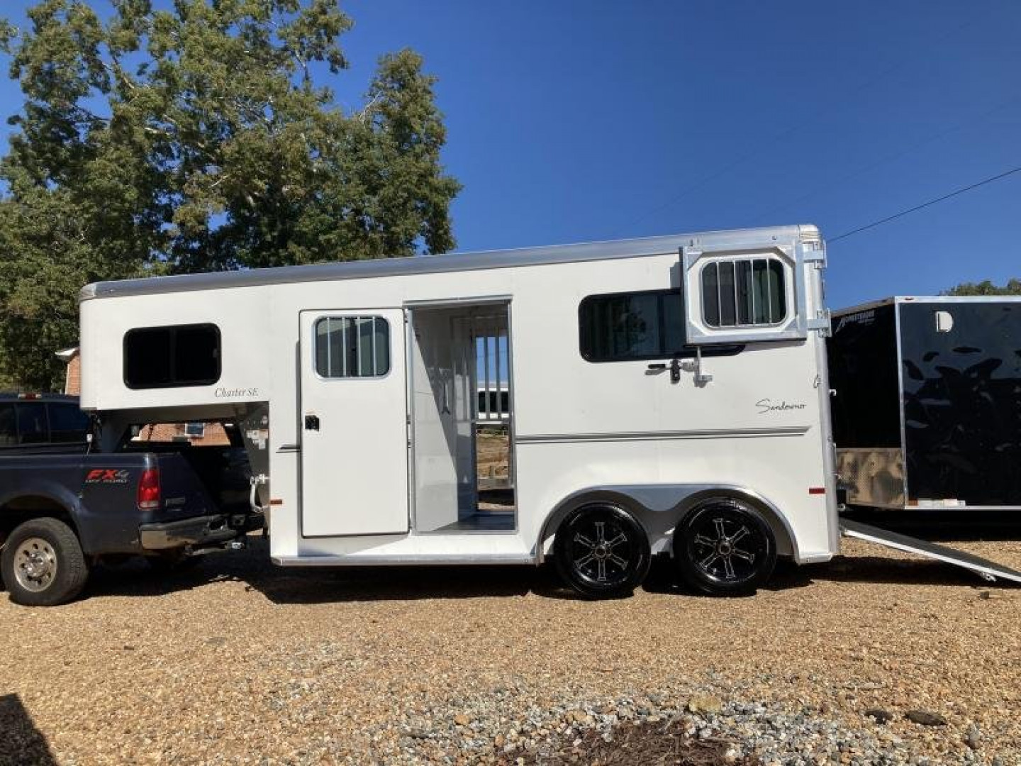 New Sundowner Charter TR SE Gooseneck 2 Horse Trailer