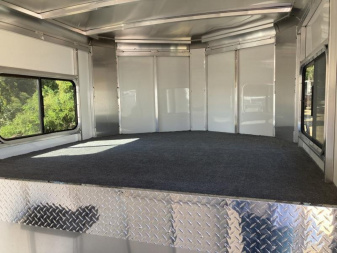 New Sundowner Charter TR SE Gooseneck 2 Horse Trailer
