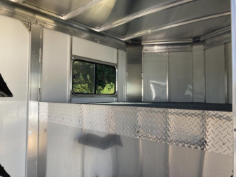 New Sundowner Charter TR SE Gooseneck 2 Horse Trailer