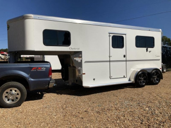 New Sundowner Charter TR SE Gooseneck 2 Horse Trailer