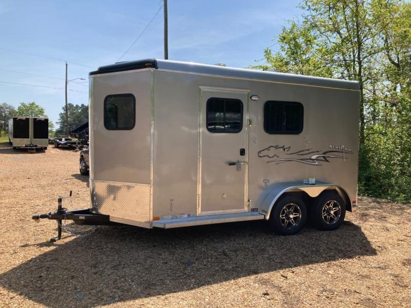 New 2026 Homesteader Trailer 213SB Horse Trailer