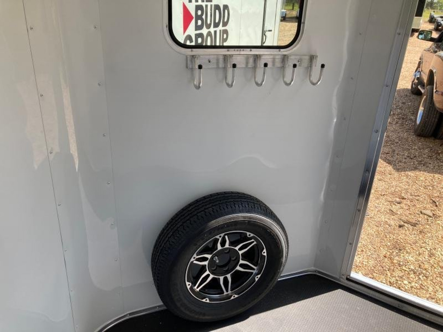 New 2026 Homesteader Trailer 213SB Horse Trailer