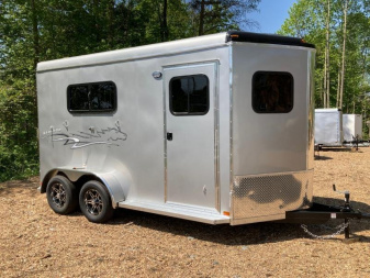 New Homesteader 2 Horse Trailer Slant Load