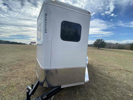 New Homesteader 214FB 2 Horse Direct Load Warmblood Horse Trailer