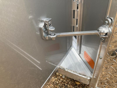 New Homesteader Trailer 214FB 2 Horse Direct Load Warmblood Horse Trailer