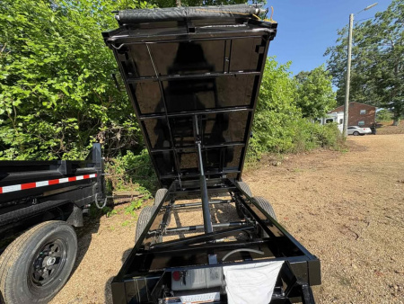 New 2026 Homesteader Trailer 610LB Dump Trailer