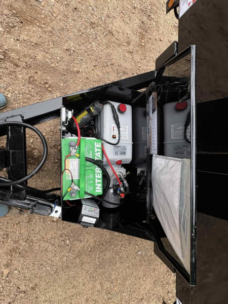 New 2026 Homesteader Trailer 610LB Dump Trailer