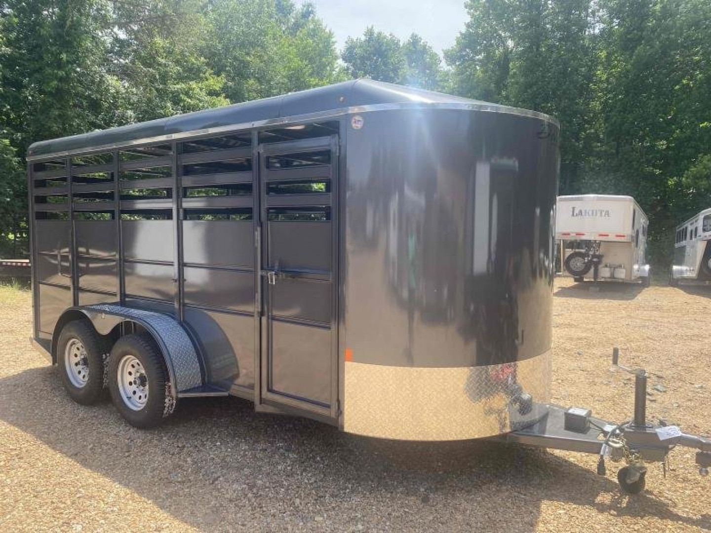 New 2026 Delta Mfg 16' STOCK BUMPER PULL Horse Trailer