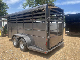 New 2026 Delta Mfg 16' STOCK BUMPER PULL Horse Trailer