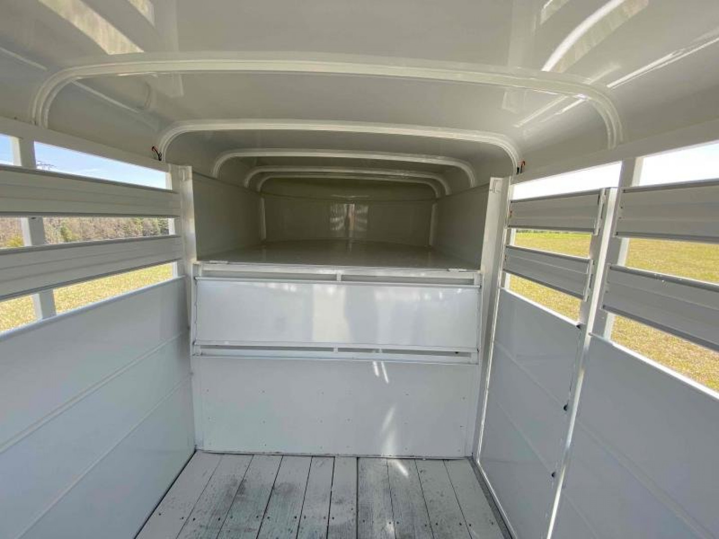 New 2026 Delta Mfg 500 Gooseneck Stock Trailer Horse Trailer
