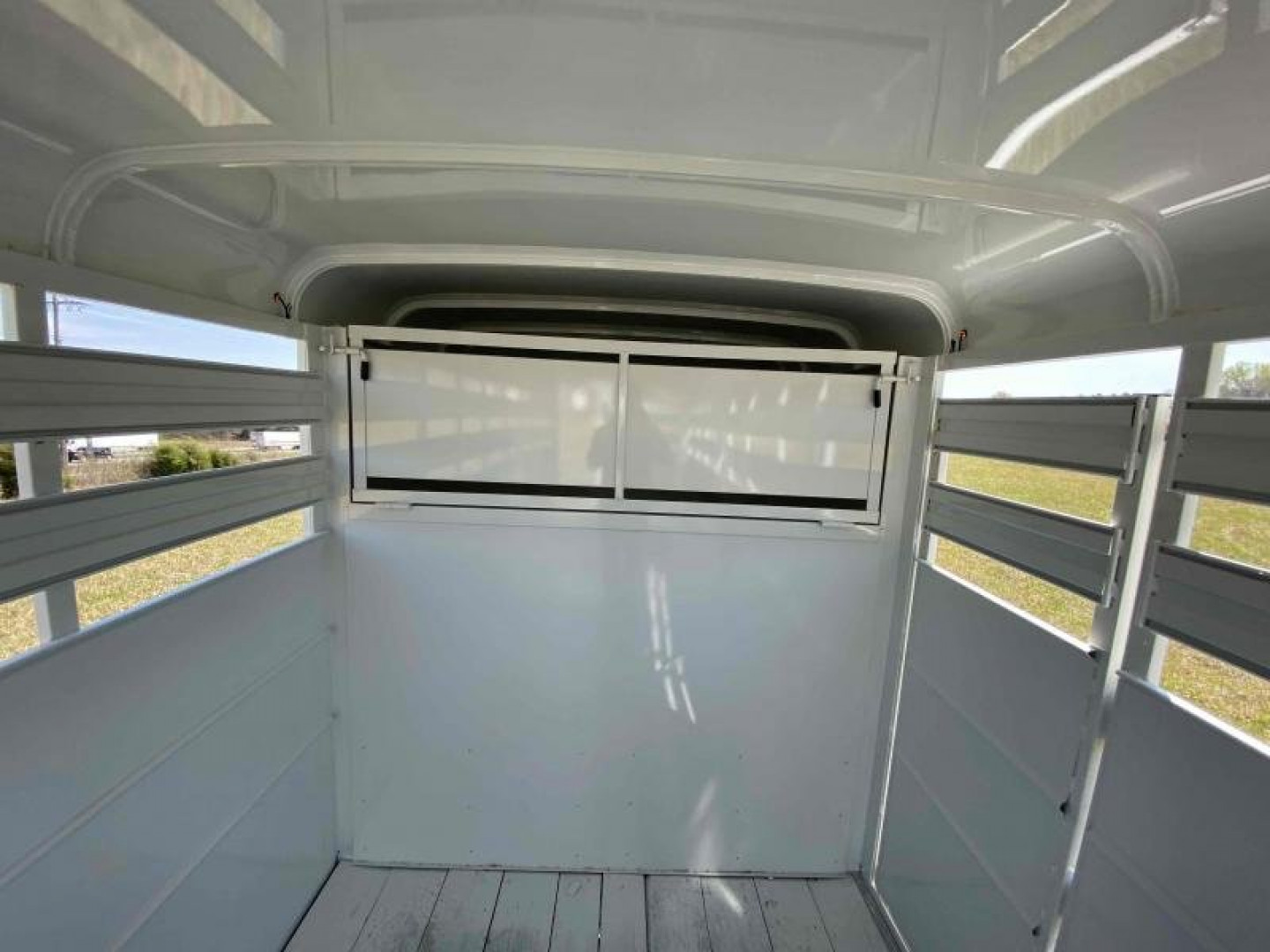 New 2026 Delta Mfg 500 Gooseneck Stock Trailer Horse Trailer