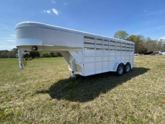 New 2026 Delta Mfg 500 Gooseneck Stock Trailer Horse Trailer