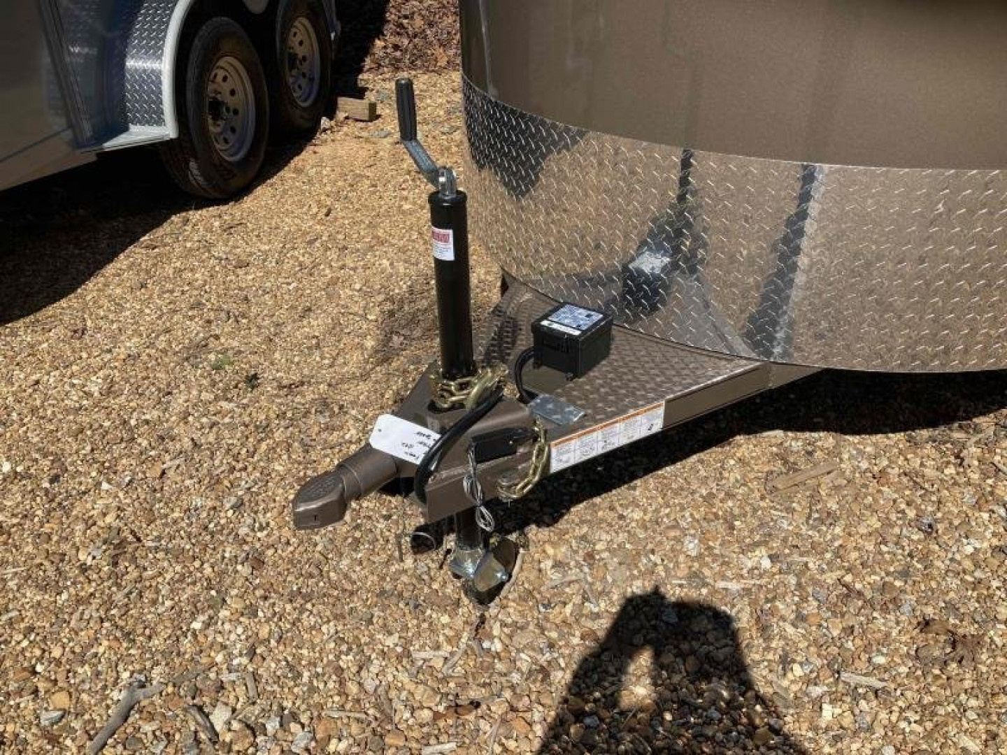 New 2026 Delta Mfg 16' STOCK BUMPER PULL Horse Trailer