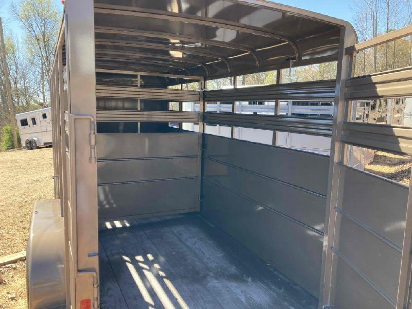 New 2026 Delta Mfg 16' STOCK BUMPER PULL Horse Trailer