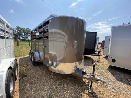 New 2026 Delta Mfg 16' STOCK BUMPER PULL Horse Trailer