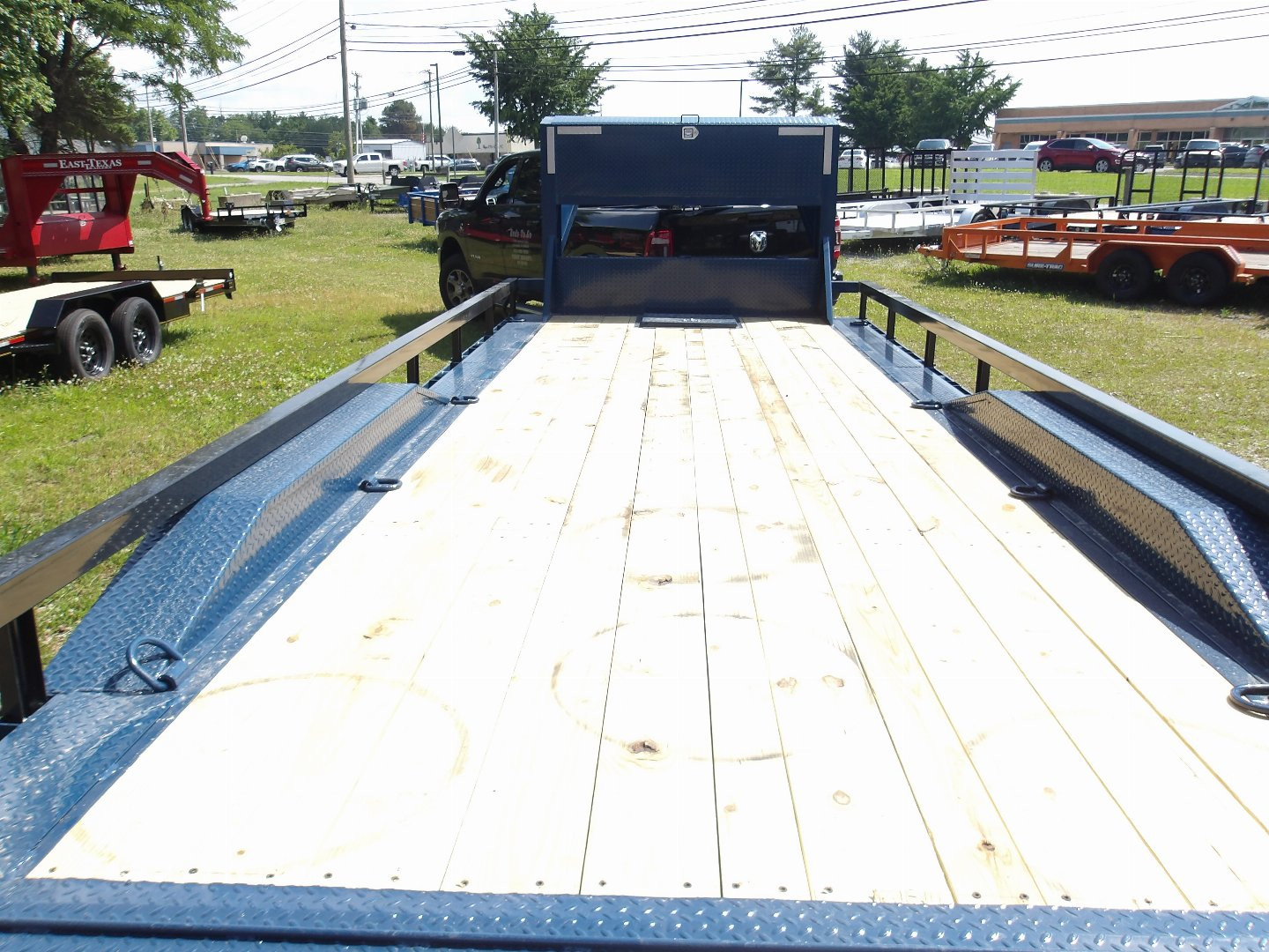 New 2025 EAST TEXAS TRAILERS low boy 17.6K Equipment Trailer