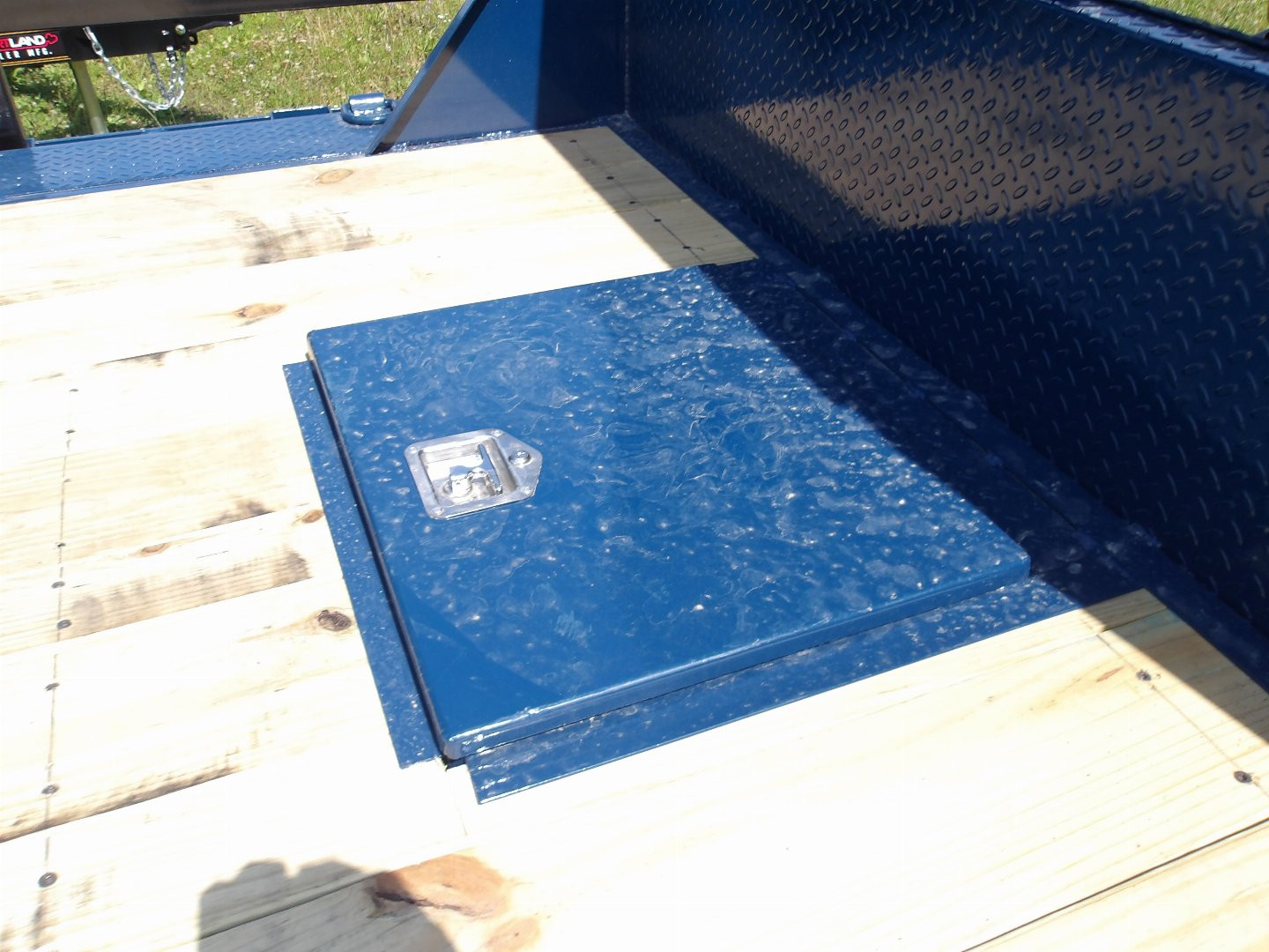 New 2025 EAST TEXAS TRAILERS low boy 17.6K Equipment Trailer