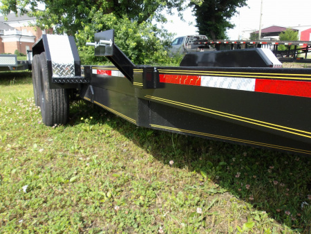 New 2025 Heartland 18' CARHAULER Car Hauler