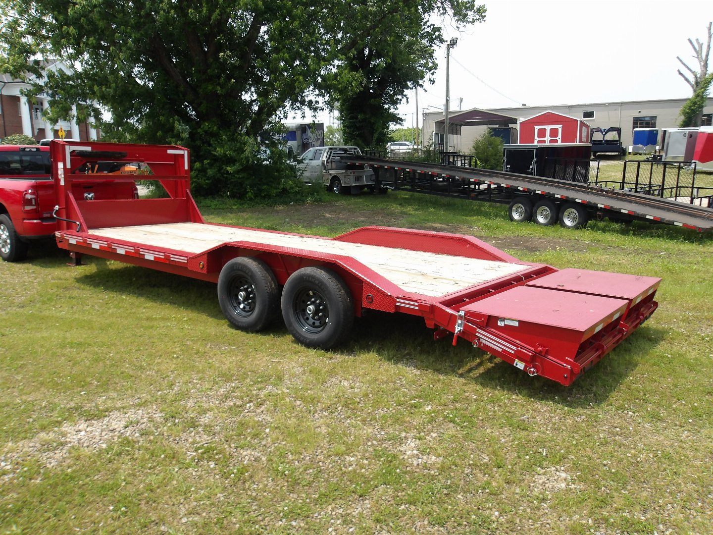 New 2025 East Texas Trailers GC0224072 Car Hauler