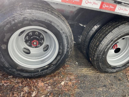 New 2025 Quality Trailers GOOSENECK 96" x 25' (20'+5' Dove Tail)  Deckover Trailer