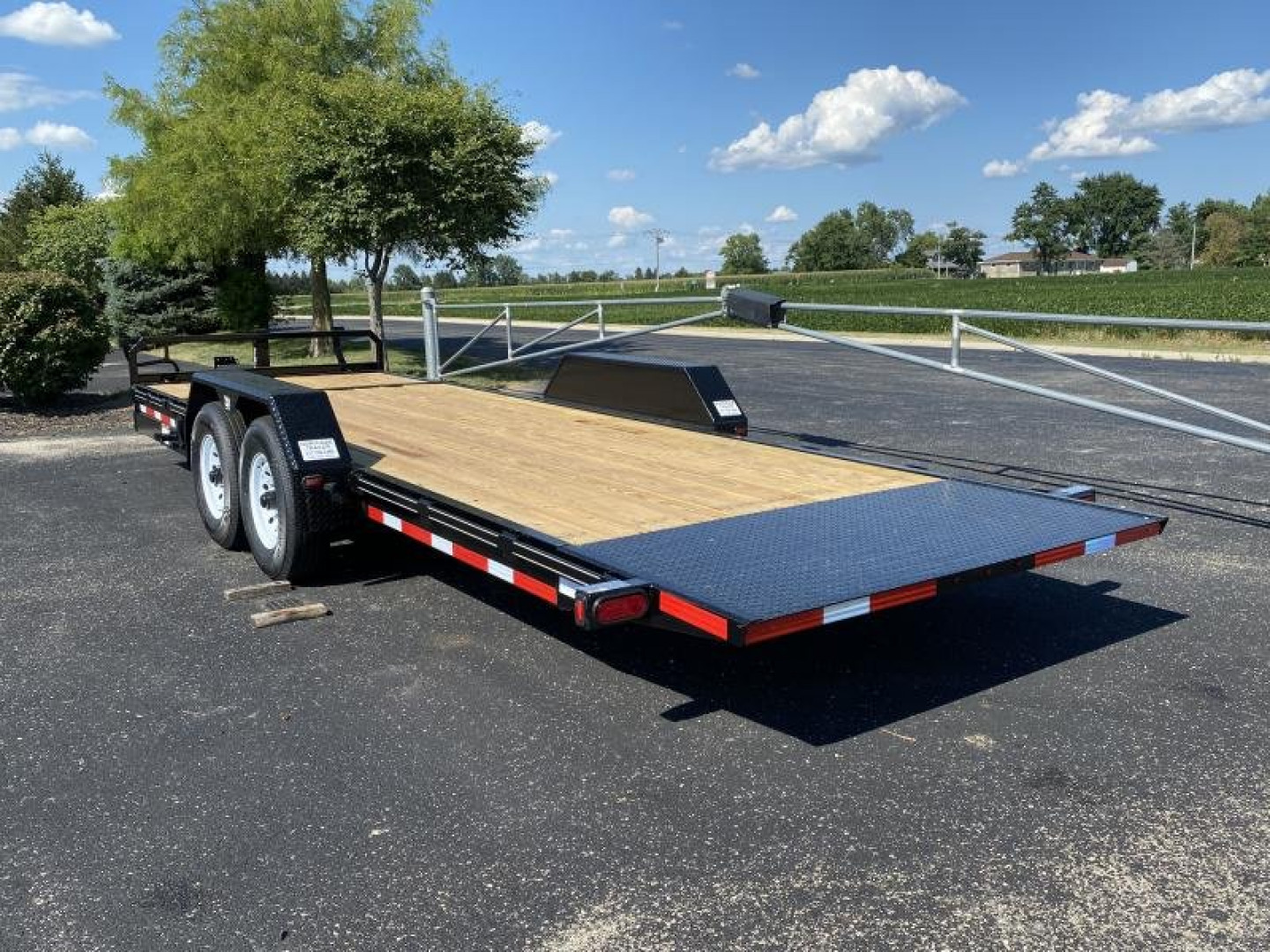 New 2025 CornPro Trailers 81" x 23' (4' Stationary + 19' Tilt) Split-Deck Tilt