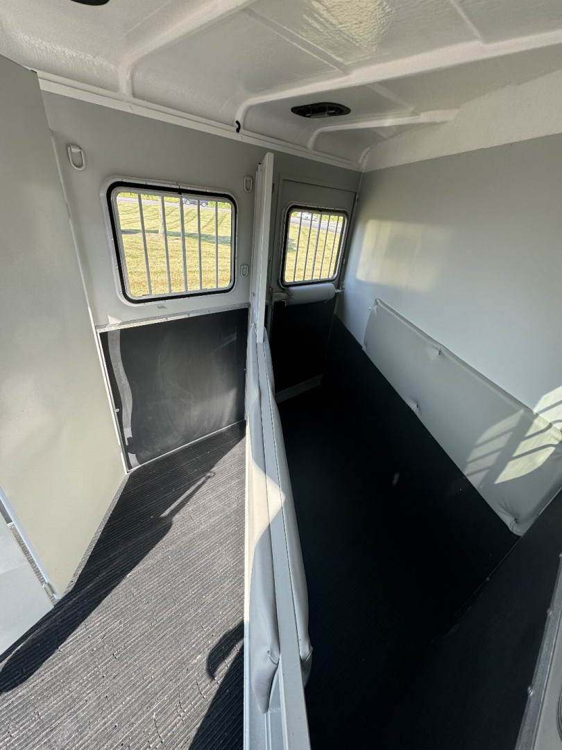 Used 2024 Hawk Elite 2 Horse Slant Trailer