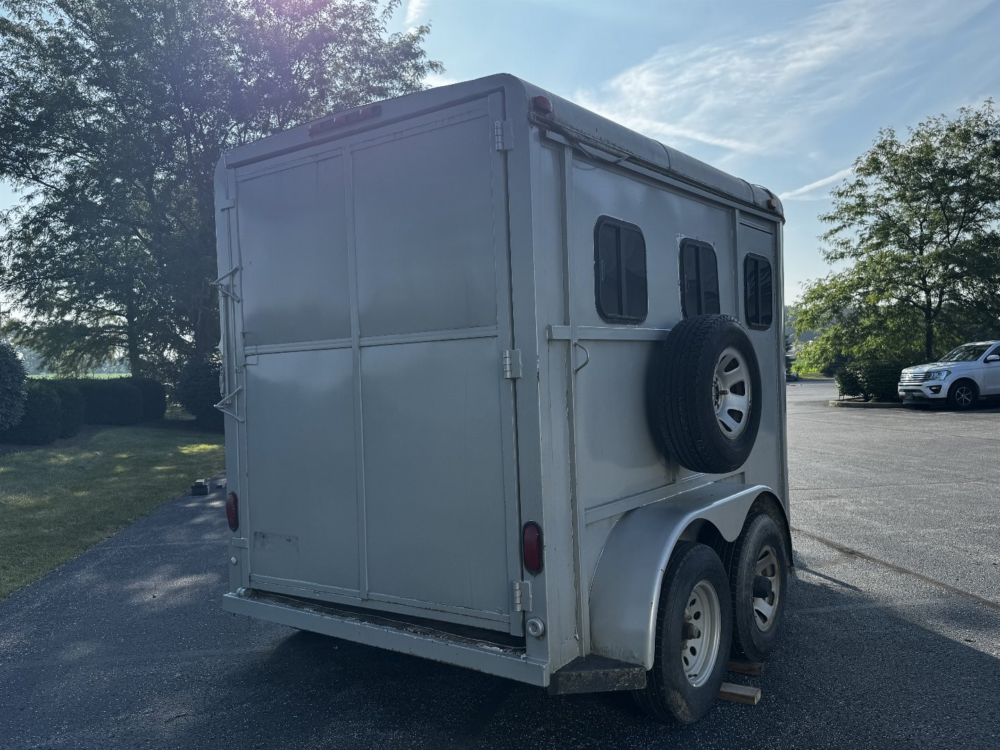 Used 1996 Grey Bison 2H Slant Horse Trailer w/ Tack Room