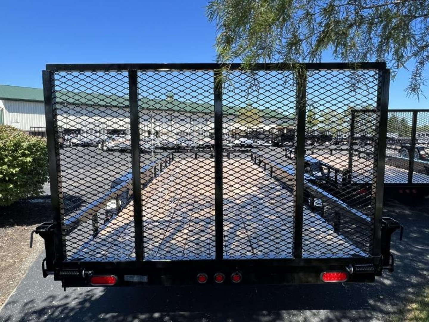 New 2022 Liberty Trailers LU10K83X20C5 - *36568