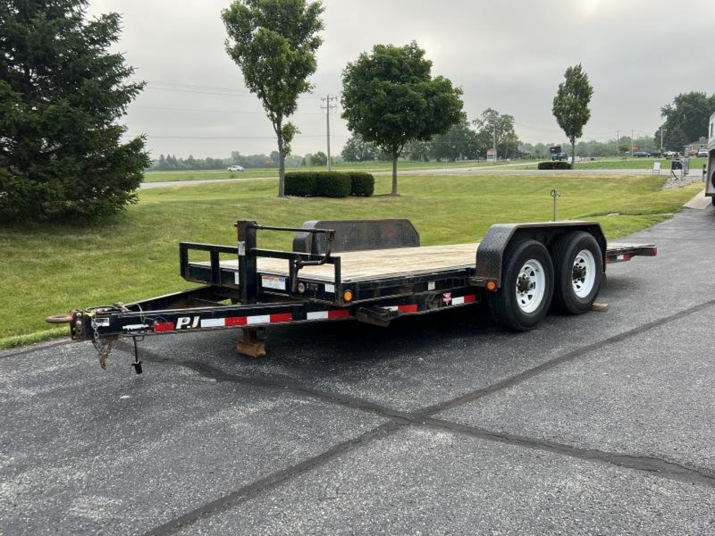 Used USED 2018 PJ  83" x 16' (14'+2' Dovetail) Full Bed Tilt